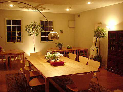 �Z���̐H���i��j